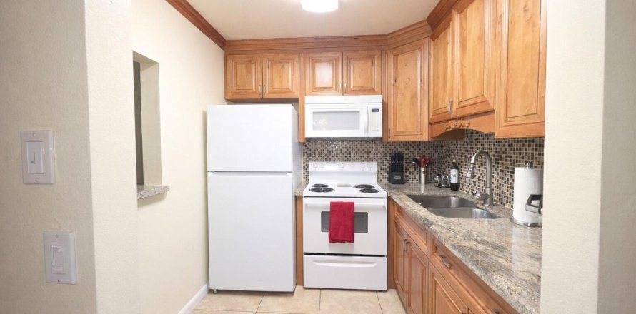 Condo à West Palm Beach, Floride, 1 chambre  № 2177328