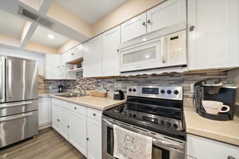 Copropriété à vendre à Venice, Floride: 2 chambres, 83.8 m2 № 2092634 - photo 11