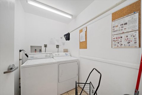 Copropriété à vendre à Venice, Floride: 2 chambres, 83.8 m2 № 2092634 - photo 25
