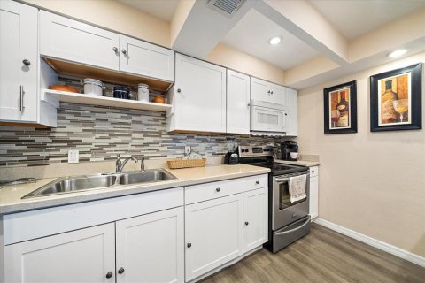 Copropriété à vendre à Venice, Floride: 2 chambres, 83.8 m2 № 2092634 - photo 12