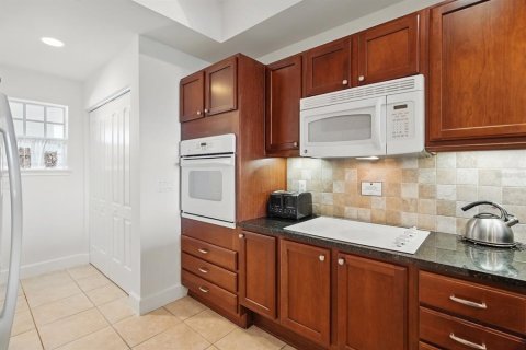 Купить кондоминиум в Палм-Кост, Флорида 8 комнат, 125.51м2, № 1735407 - фото 13