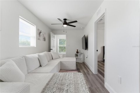 Apartamento en alquiler en Saint Petersburg, Florida, 2 dormitorios, 66.98 m2 № 2145583 - foto 6