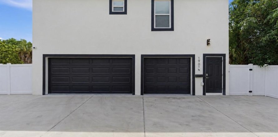 Apartamento en Saint Petersburg, Florida 2 dormitorios, 66.98 m2 № 2145583