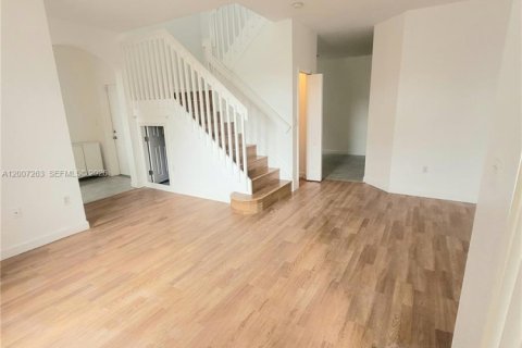 Copropriété à louer à Miramar, Floride: 3 chambres, 134.24 m2 № 2071349 - photo 10