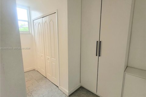 Copropriété à louer à Miramar, Floride: 3 chambres, 134.24 m2 № 2071349 - photo 12