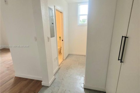 Copropriété à louer à Miramar, Floride: 3 chambres, 134.24 m2 № 2071349 - photo 11