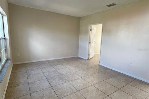Villa ou maison à louer à Kissimmee, Floride: 4 chambres, 200.85 m2 № 2358189 - photo 19
