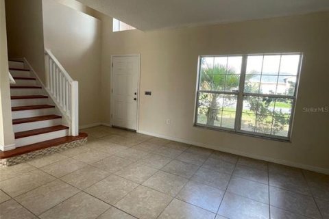 Villa ou maison à louer à Kissimmee, Floride: 4 chambres, 200.85 m2 № 2358189 - photo 3