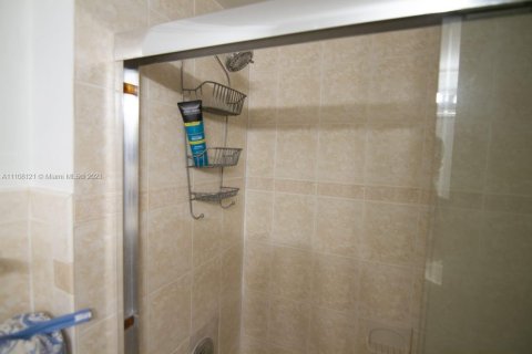 Appartement à louer à Miami Beach, Floride: 1 chambre, 44.59 m2 № 1961801 - photo 8