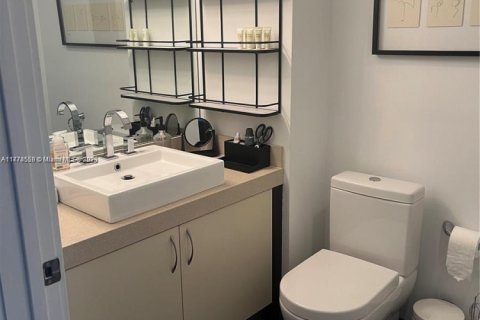 Copropriété à vendre à Miami Beach, Floride: 1 chambre, 73.49 m2 № 1863905 - photo 11