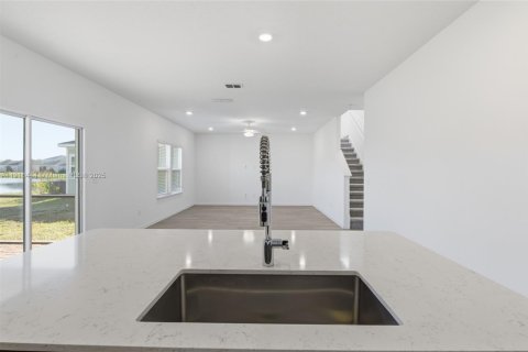 Villa ou maison à vendre à Jacksonville, Floride: 4 chambres № 2059119 - photo 6