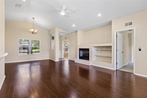 House in Gainesville, Florida 3 bedrooms, 153.1 sq.m. № 1850248 - photo 5