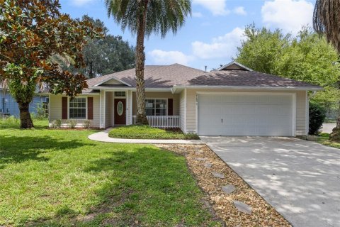House in Gainesville, Florida 3 bedrooms, 153.1 sq.m. № 1850248 - photo 2