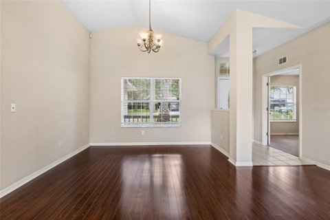 House in Gainesville, Florida 3 bedrooms, 153.1 sq.m. № 1850248 - photo 7