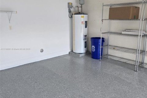 House in Boynton Beach, Florida 3 bedrooms, 198.9 sq.m. № 1864897 - photo 20