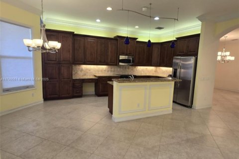 House in Boynton Beach, Florida 3 bedrooms, 198.9 sq.m. № 1864897 - photo 5