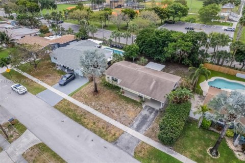 Casa en venta en Deerfield Beach, Florida, 2 dormitorios, 107.77 m2 № 2046560 - foto 5