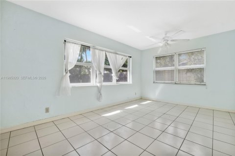Casa en venta en Deerfield Beach, Florida, 2 dormitorios, 107.77 m2 № 2046560 - foto 26