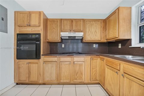 Casa en venta en Deerfield Beach, Florida, 2 dormitorios, 107.77 m2 № 2046560 - foto 13