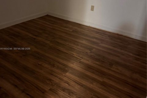 Townhouse in Wellington, Florida 3 bedrooms, 141.58 sq.m. № 1997916 - photo 17