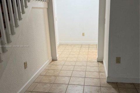 Townhouse in Wellington, Florida 3 bedrooms, 141.58 sq.m. № 1997916 - photo 6