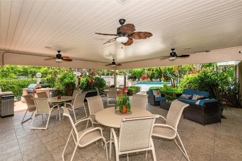 Condo in Pompano Beach, Florida, 3 bedrooms № 1989854 - photo 28