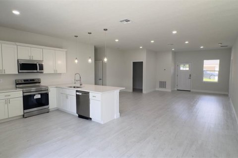 House in Ocala, Florida 4 bedrooms, 170.29 sq.m. № 1885131 - photo 5