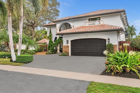 House in Boca Raton, Florida 5 bedrooms, 274.9 sq.m. № 2276123