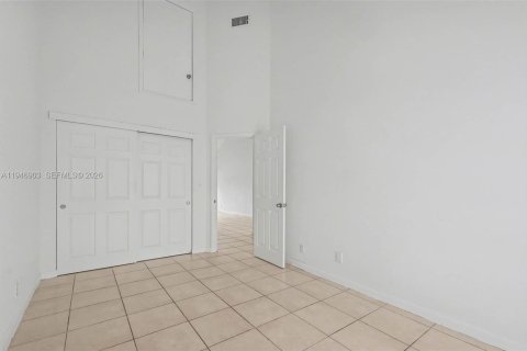Townhouse in Lauderhill, Florida 2 bedrooms, 78.87 sq.m. № 2003156 - photo 16