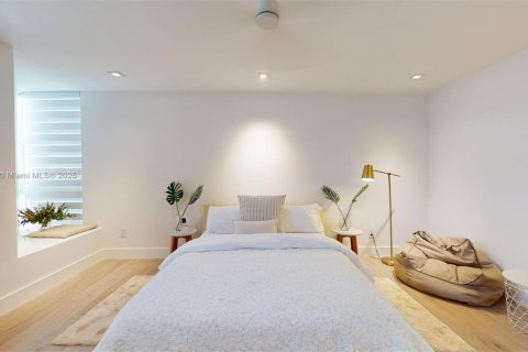 Casa en venta en Miami, Florida, 5 dormitorios, 484.76 m2 № 1465349 - foto 27