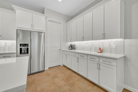 House in DeLand, Florida 3 bedrooms, 178.93 sq.m. № 1838054 - photo 12