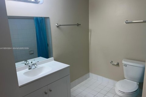 Condo in Hollywood, Florida, 2 bedrooms  № 2062184 - photo 6