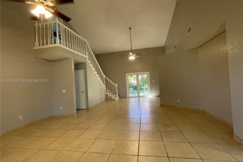 Villa ou maison à vendre à Clewiston, Floride: 4 chambres № 1989558 - photo 12