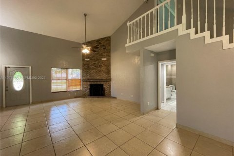 Villa ou maison à vendre à Clewiston, Floride: 4 chambres № 1989558 - photo 9