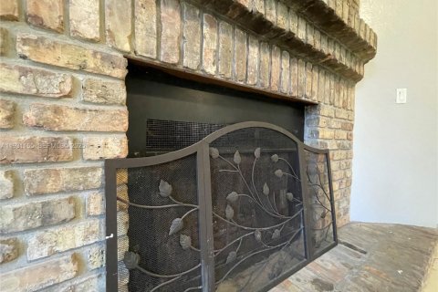 Villa ou maison à vendre à Clewiston, Floride: 4 chambres № 1989558 - photo 10