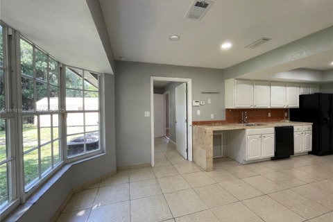 Villa ou maison à vendre à Clewiston, Floride: 4 chambres № 1989558 - photo 30