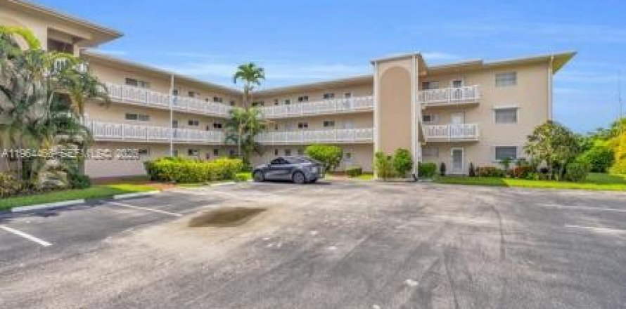 Condo in Lake Worth, Florida, 2 bedrooms  № 2026828