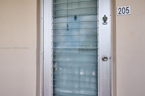 Condominio en venta en Lake Worth, Florida, 2 dormitorios, 83.05 m2 № 2026828 - foto 4