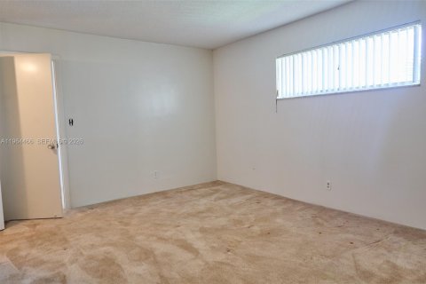 Condominio en venta en Lake Worth, Florida, 2 dormitorios, 83.05 m2 № 2026828 - foto 18