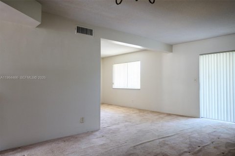 Condominio en venta en Lake Worth, Florida, 2 dormitorios, 83.05 m2 № 2026828 - foto 7