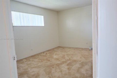 Condominio en venta en Lake Worth, Florida, 2 dormitorios, 83.05 m2 № 2026828 - foto 19