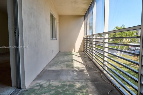Condominio en venta en Lake Worth, Florida, 2 dormitorios, 83.05 m2 № 2026828 - foto 22