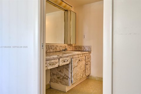 Condominio en venta en Lake Worth, Florida, 2 dormitorios, 83.05 m2 № 2026828 - foto 11