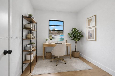 Villa ou maison à vendre à Miami Gardens, Floride: 4 chambres, 130.25 m2 № 2063639 - photo 18