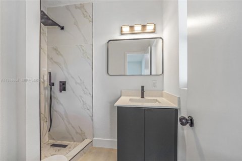 Villa ou maison à vendre à Miami Gardens, Floride: 4 chambres, 130.25 m2 № 2063639 - photo 21