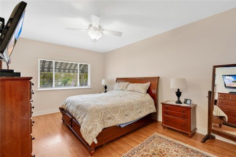 House in Winter Garden, Florida 4 bedrooms, 264.77 sq.m. № 1531397 - photo 17