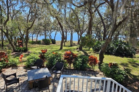 House in Winter Garden, Florida 4 bedrooms, 264.77 sq.m. № 1531397 - photo 1