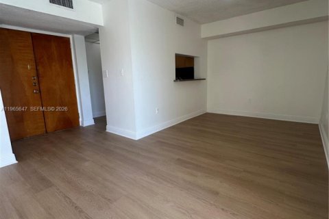 Condominio en alquiler en Miami, Florida, 2 dormitorios, 83.43 m2 № 2028050 - foto 2