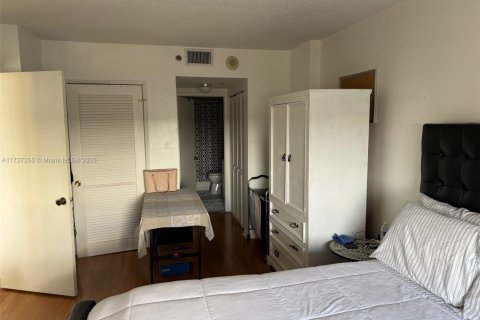 Copropriété à vendre à North Miami, Floride: 1 chambre, 72.65 m2 № 1957616 - photo 9