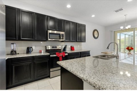 Casa en venta en Davenport, Florida, 6 dormitorios, 335.93 m2 № 1813432 - foto 22